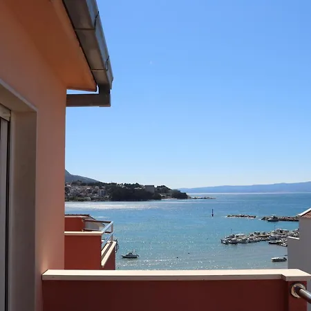 Zvonimir Bed & Breakfast 3*