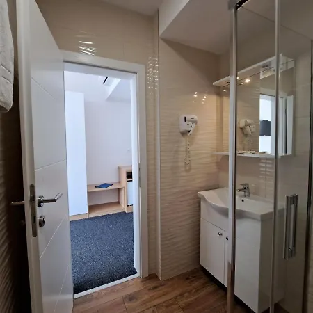 Bed & Breakfast Zvonimir Stobreč