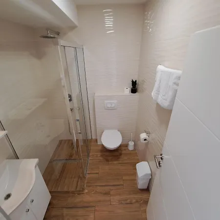 Zvonimir 3* Stobreč